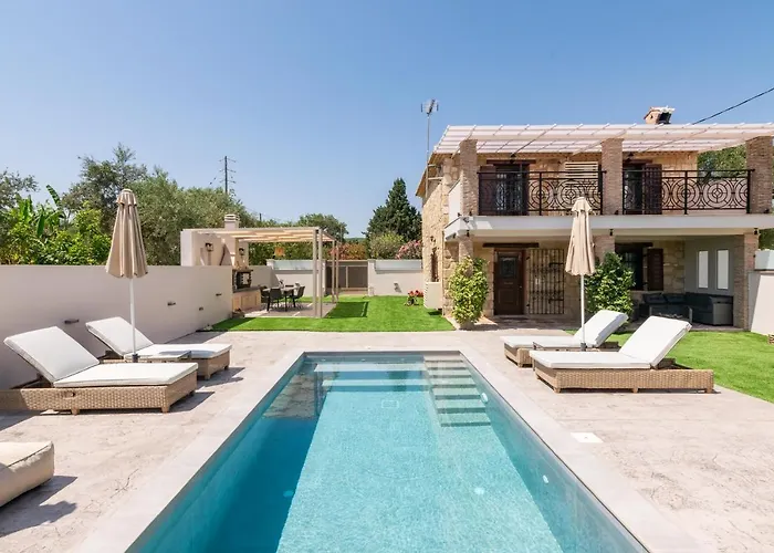 Artemis Luxury *