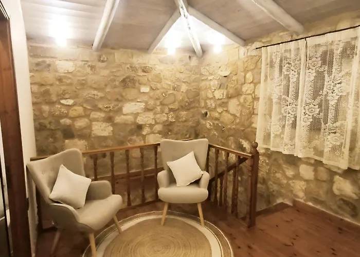 Artemis Luxury * Méson Yerakaríon