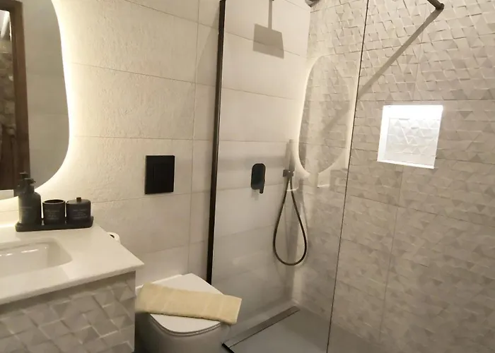 Villa Artemis Luxury Méson Yerakaríon