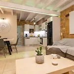 Artemis Luxury Vilă *