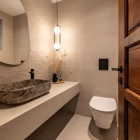 Willa Artemis Luxury *