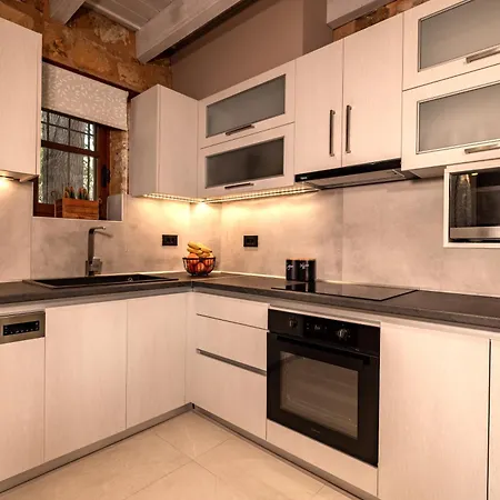 Artemis Luxury