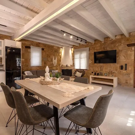Willa Artemis Luxury Méson Yerakaríon