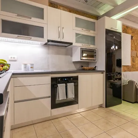 Villa Artemis Luxury *